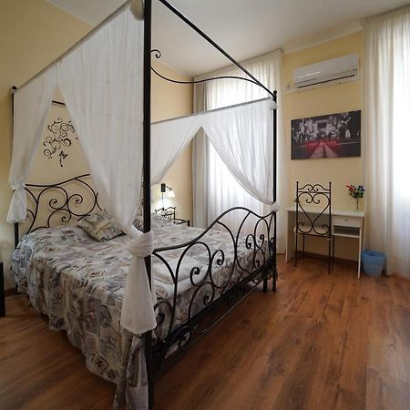 Florinda B&B Νάπολη Εξωτερικό φωτογραφία